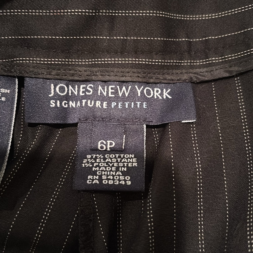 Set JONES New York Black Striped High Rise Straight Leg Pant & pinstripe jacket - Picture 7 of 12